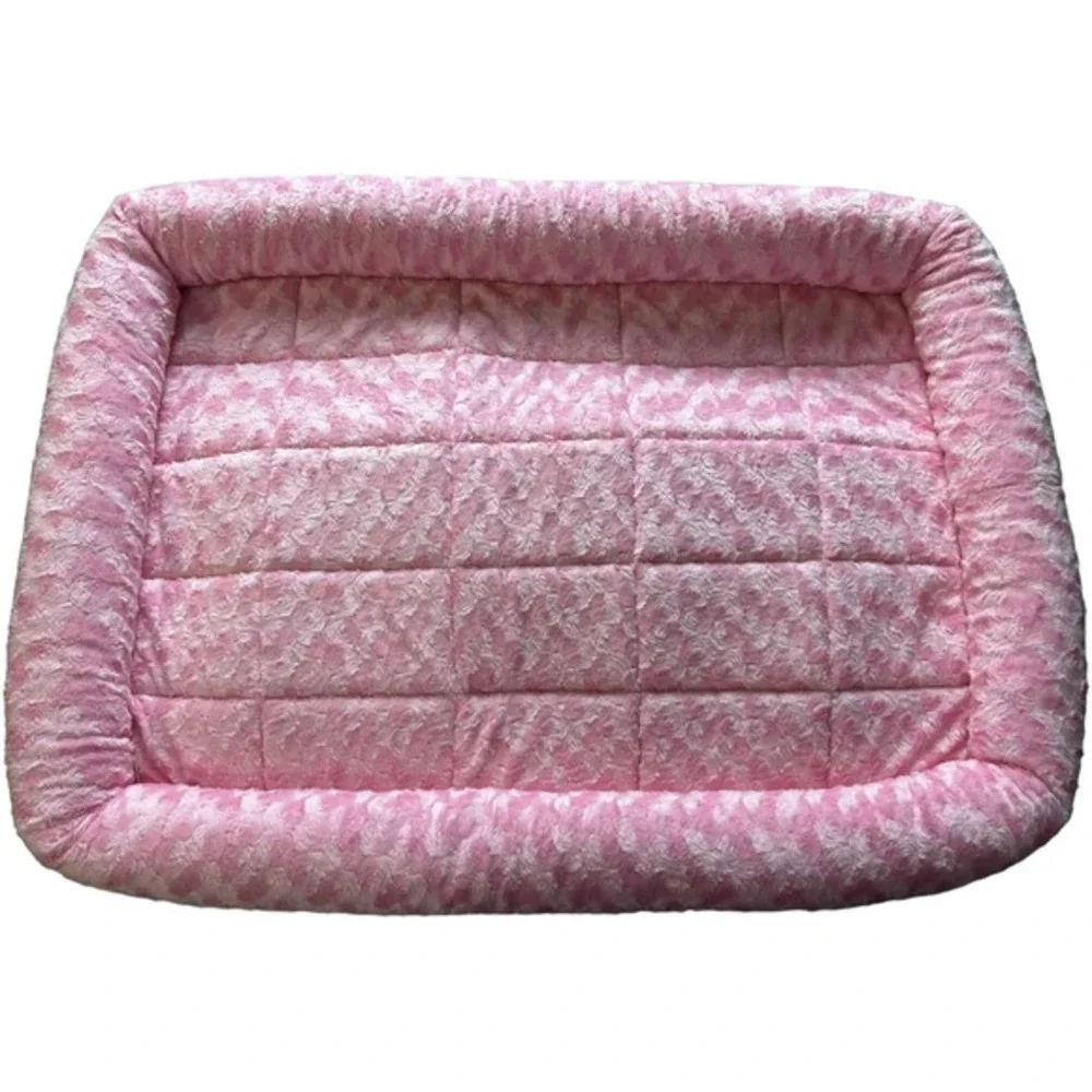 Quiet Time Fashion Pet Bed Pink NWOB